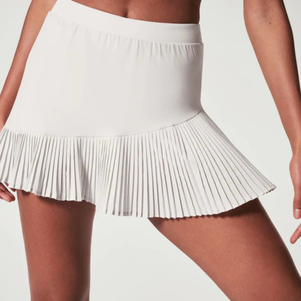SPANX Yes, Pleats! Skort, 14"